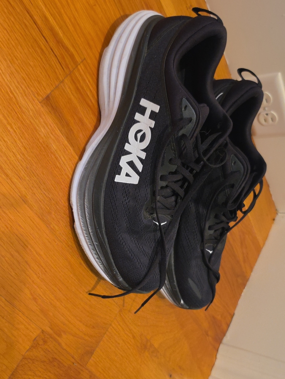 Hoka Men's Bondi 8 Black and White Athletic Running Shoes, Size 12 4E Wide Width